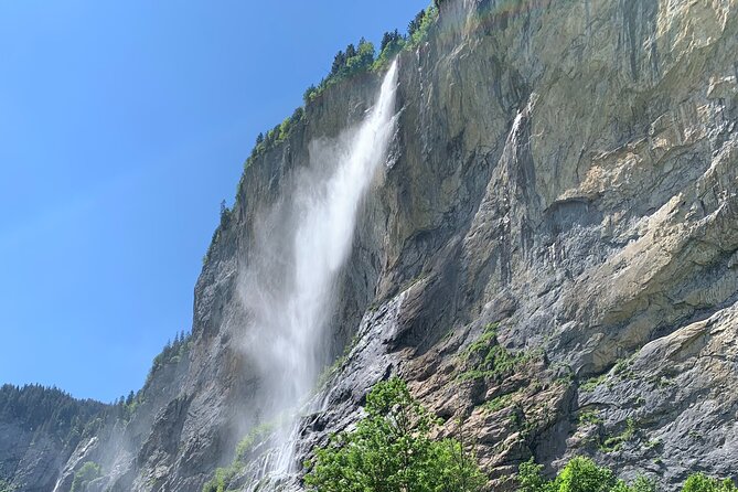 Jungfraujoch & Lauterbrunnen Alpine Tour | From Basel - Wengen and the route toward Interlaken