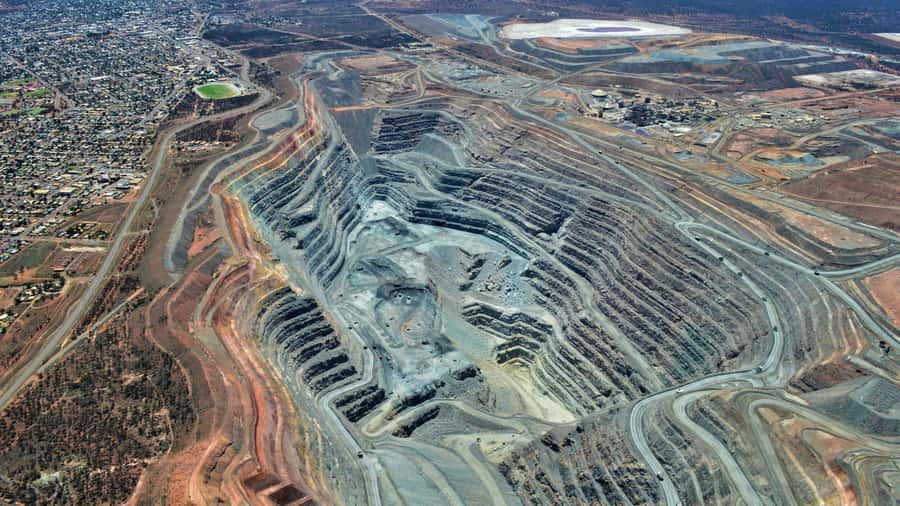 Kalgoorlie-Boulder: Heritage Tram City Highlights Tour - Why the Superpit makes this tour worthwhile