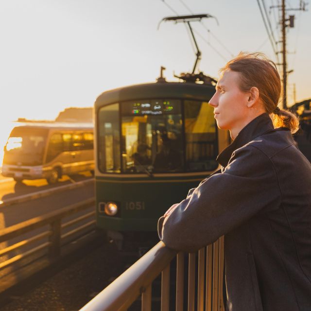 Kamakura Tour with Pro Photographer: Anime Train & Fuji view - Who will get the most from this experience