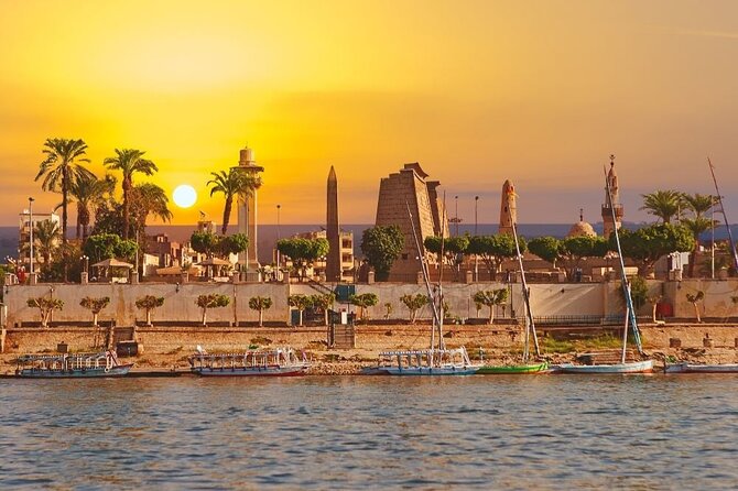 Kings of Ancient Egypt : 6 Days Cairo and Luxor Guided Tours & Overnight Train - The Great Sphinx and the oldest stone pyramid