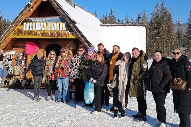 Krakow to Zakopane: Funicular, Tasting and Thermal Baths Day Trip - Chochołów and its wooden highlander houses