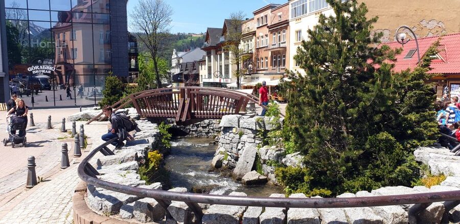 Krakow: Zakopane, Funicular, Cheese, and Highland Day Trip - The Gubałówka funicular and the big view