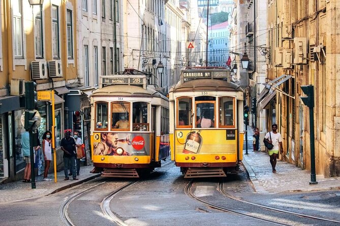 Lisbon 24 Hours Pass with Tram 28 Riding Ticket - Tram 28, Lisbon’s famous ride through the old quarters