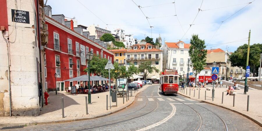 Lisbon: 3-in-1 Hop-On Hop-Off Bus and Tram Tours - Use the public trams to fill the gaps