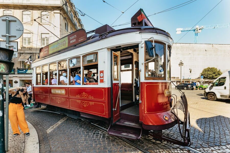 Lisbon: 72/96-Hour Hop-On Hop-Off Bus, Tram & Boat Ticket - Why this pass works well in hilly Lisbon