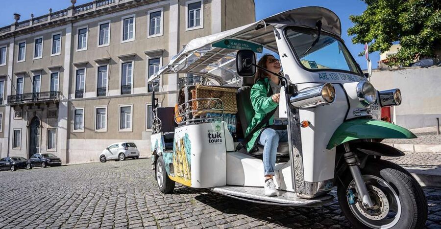 Lisbon: Guided Tuk-Tuk Tour Along the Historic Tram Line 28 - Chiado and Praça Luís de Camões