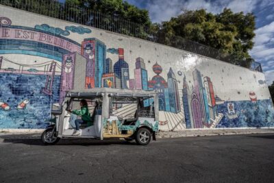 Guided Tuk-Tuk Tour Along the Historic Tram Line 28