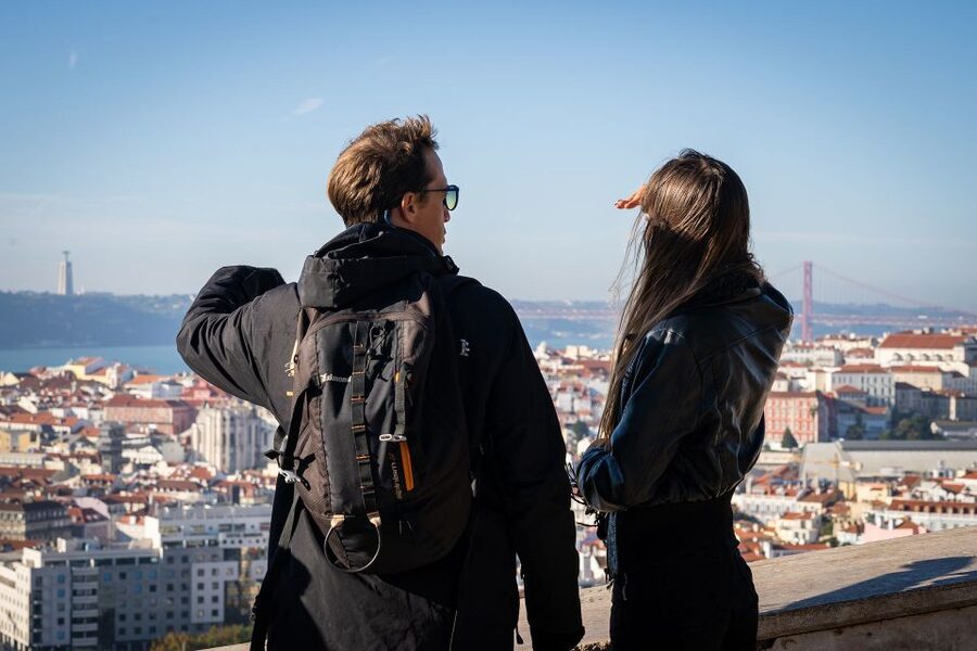 Lisbon: Guided Tuk-Tuk Tour Along the Historic Tram Line 28 - São Pedro de Alcântara and views toward São Jorge Castle