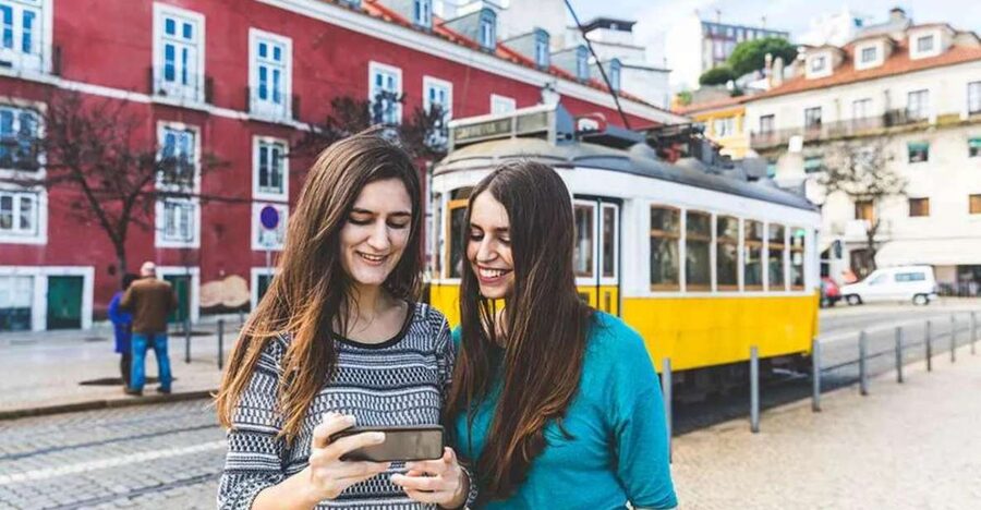 Lisbon: Tram 28 Entry Ticket & Audio Guide with 24-Hour Pass - The audio guide and what you need to make it work