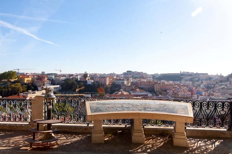 Lisbon Tram 28 Route : Electric Tuk Tuk | Professional Guide - Why this is a clever alternative to Tram 28