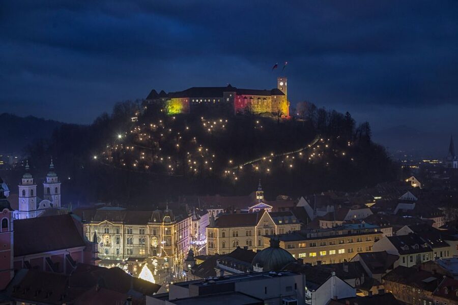 Ljubljana: Castle Entry Ticket with Optional Funicular Ride - St George’s Chapel and the oldest surviving remains