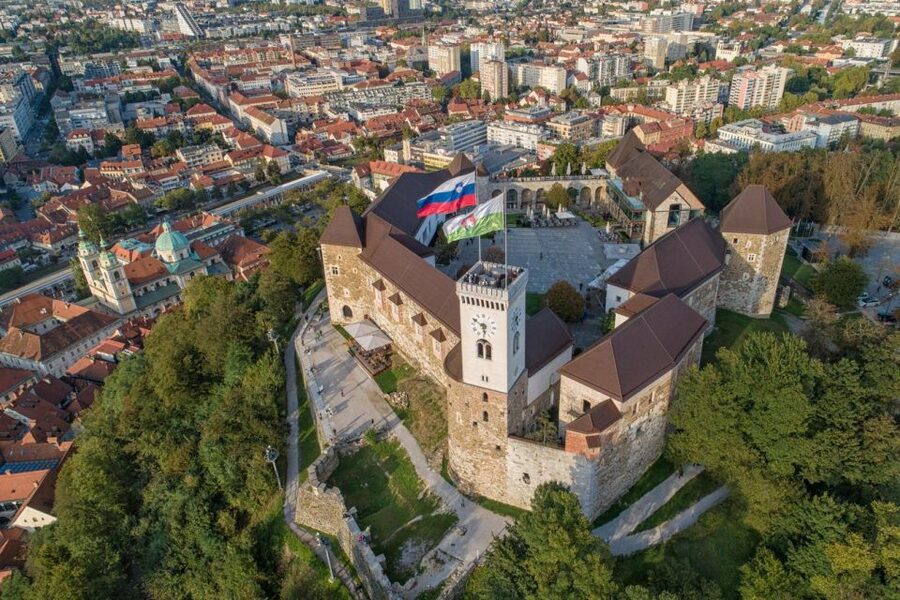 Ljubljana: Castle Entry Ticket with Optional Funicular Ride - First impressions inside the medieval fortress