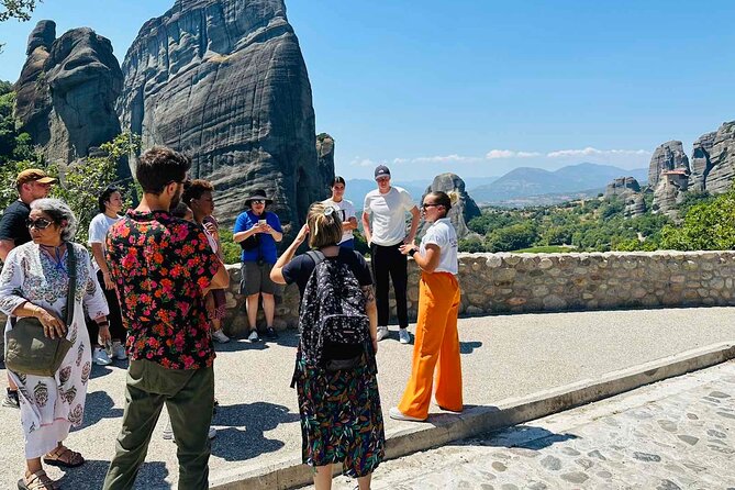 Local Agency - 1 day by Train Thessaloniki to Meteora in English or Spanish - Five hours among the rocks