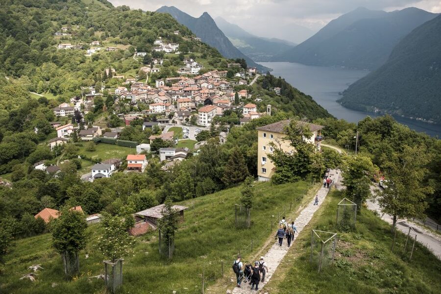 Lugano: 4.5-Hour Monte Bré Visit w/ Funicular Ride - Meeting your guide in central Lugano