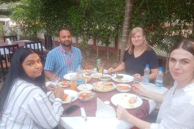 Luxury Taj Mahal by super fast train from Delhi all inclusive - How the private format changes the experience