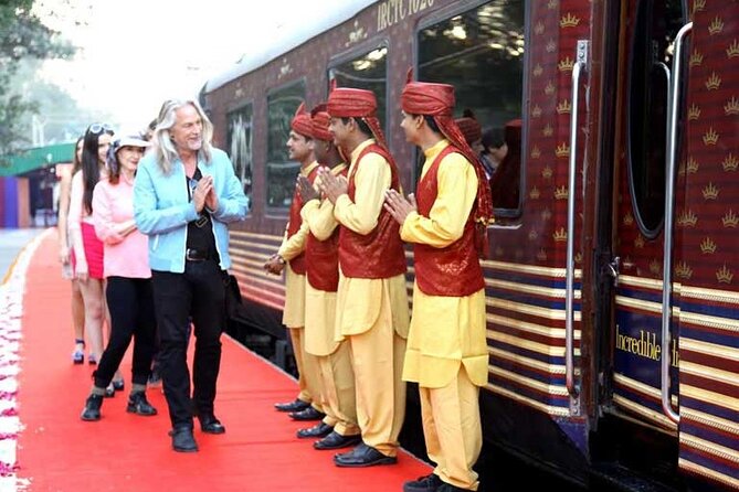 Luxury Taj Mahal Tour By SUPERFAST Train From Delhi - Why the train makes Agra possible in one day