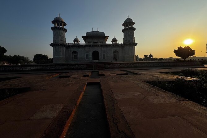 Luxury Taj Mahal Tour By SUPERFAST Train From Delhi - What makes the Taj Mahal visit worthwhile