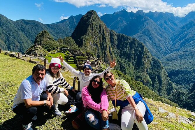 Machu picchu one day by train all included - Two hours inside Machu Picchu on Circuit 2