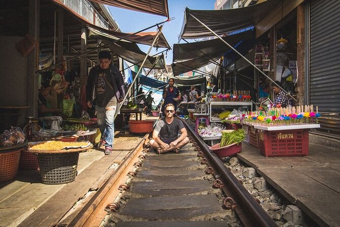 Maeklong Railway Market and Damnoen Saduak Floating Market Tour From Bangkok - The practical rhythm of the six-hour day