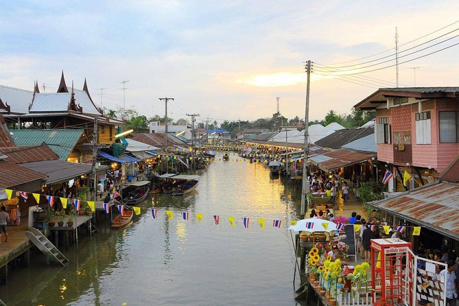 Maeklong Railway Market and Floating Market Tour from Bangkok - Why these two markets make a good Bangkok day trip