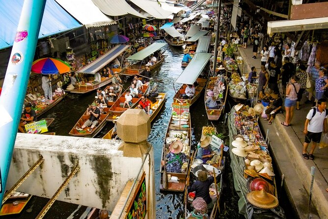 Maeklong Railway, Sugar Palm Factory & Floating Market - Palm sugar made by hand