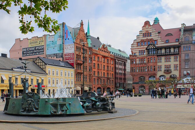 Malmö Full Day Private Trip, Sightseeing Tour & Lunch Option - Coffee, cinnamon rolls, and the southern city center