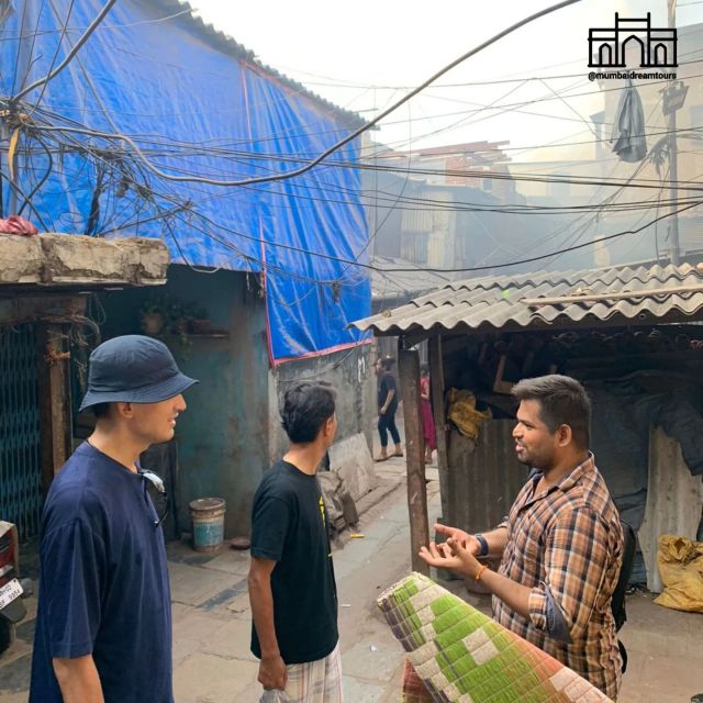 Meet Dabbawala Visit Dhobi Ghat & Dharavi slum with Train - Practical advice before you go