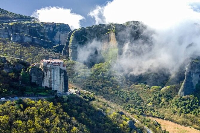 METEORA - 2 Days by Train from Thessaloniki - including 2 Guided Meteora tours - Daily - The return to Thessaloniki