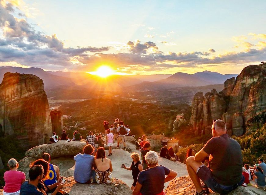 Meteora: 2-Days Train Tour from Thessaloniki - Local Agency - Group size, timing, and the small practical details
