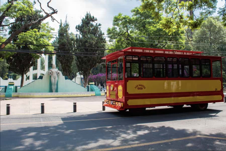 Mexico City: Mexico Tram, Iconic Landmarks, and Legends - What the 45-Minute Route Actually Covers