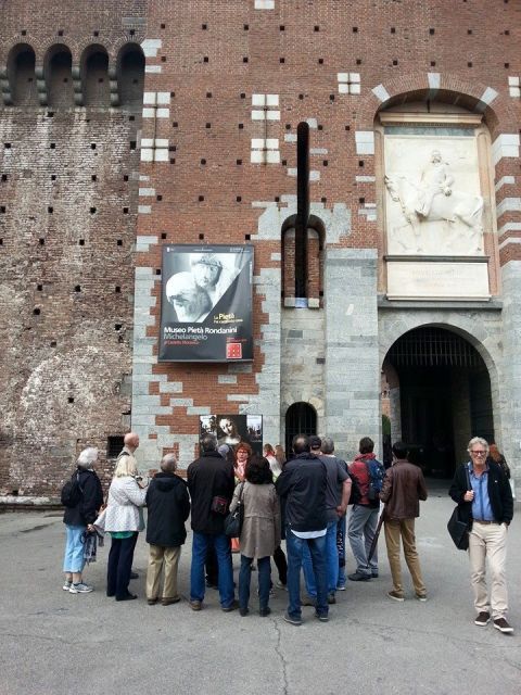 Milan: 2.5-Hour City Tour by Tram - The Duomo and Galleria Vittorio Emanuele II