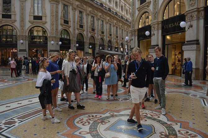 Milan City Tour by Historic Tram - Semi Private tour - From Brera to the financial district on Line 1