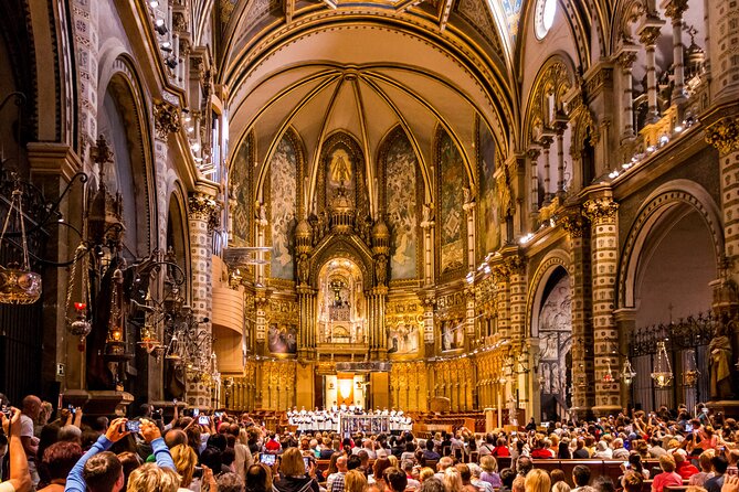 Montserrat Tour with Cogwheel Train, Monastery & Black Madonna - Guides, group size, and the feel of the day