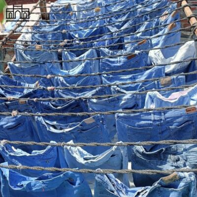 Dhobi Ghat Tour with Dharavi and Train Ride Options