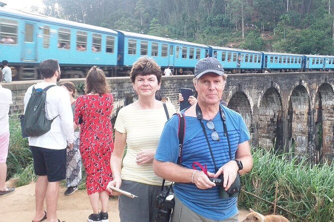 Nanu Oya to Ella train ride on (Train No: 1005 "Podi Menike") - Leaving Nanu Oya for Sri Lanka’s tea country