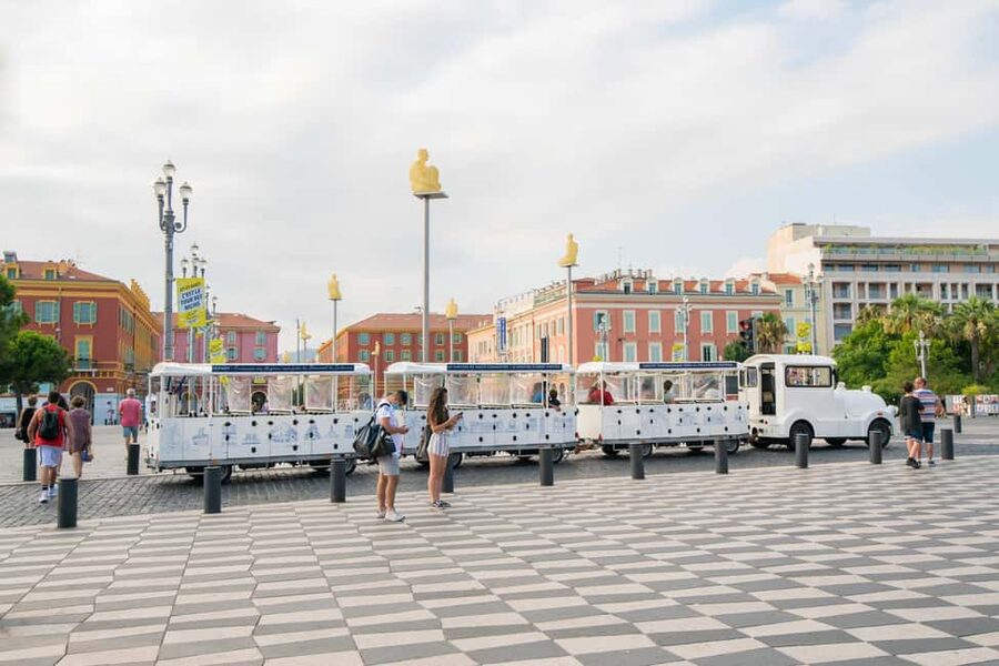 Nice: A gentle ride on a small electric train with panoramic views - Is $16 a fair price?