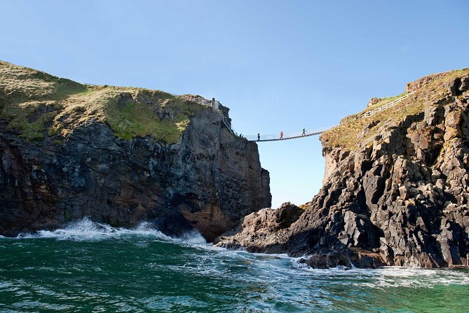 Northern Ireland Including Giant's Causeway Rail Tour from Dublin - Lunch, drinks, and the long road home