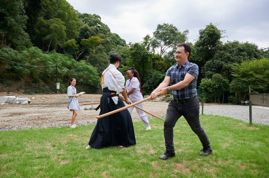Osaka: Private Samurai Experience - Train with Sword Master - Who should book this experience?