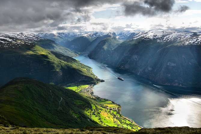 Oslo To Sognefjord Private Full Day Roundtrip Including Flam Railway - Flåm and the famous railway climb