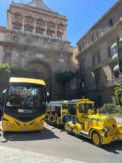 Palermo: Tour of the historic center by train - Porta Nuova and the Norman Palace starting point