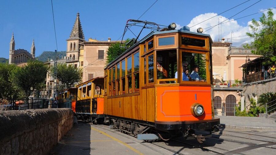 Palma: Tramuntana Full-Day Tour with Sóller Train and Lunch - Why this tour works for a first look at Mallorca