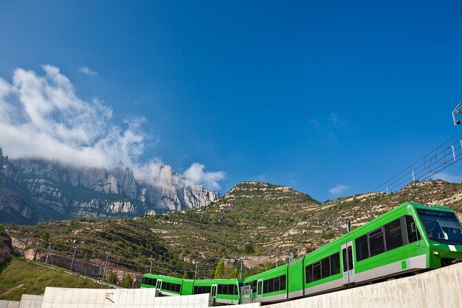 Panoramic Barcelona and Montserrat with Cog-Wheel Train - The break between tours