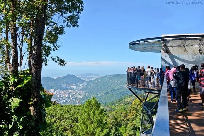 Penang City & temple Tour with Penang Hill Train Fast Lane Ticket - A quick look at George Town’s many traditions