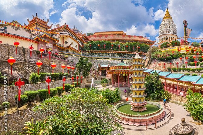 Penang City & temple Tour with Penang Hill Train Fast Lane Ticket - Kek Lok Si is the final major temple stop