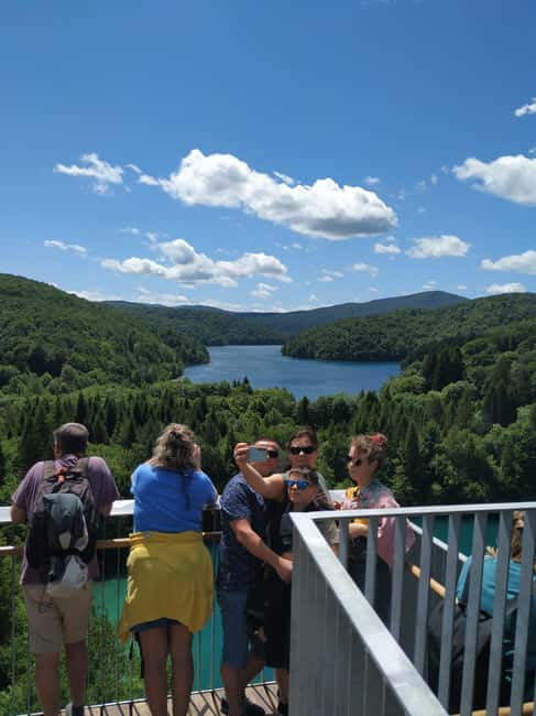 Plitvice Lakes: Guided Walking Tour with Train and Boat Ride - Guides can turn scenery into a real visit