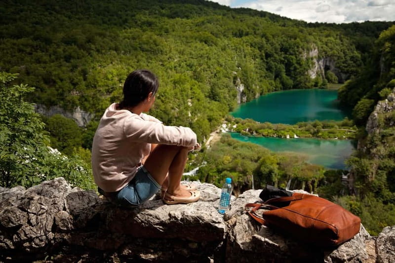 Plitvice Lakes: Guided Walking Tour with Train and Boat Ride - Who should choose the three, six, or eight-hour option?