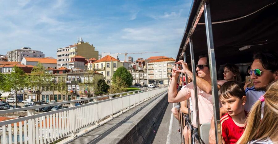 Porto: City Train Tour, River Cruise & Wine Cellar - Key points to know before you book