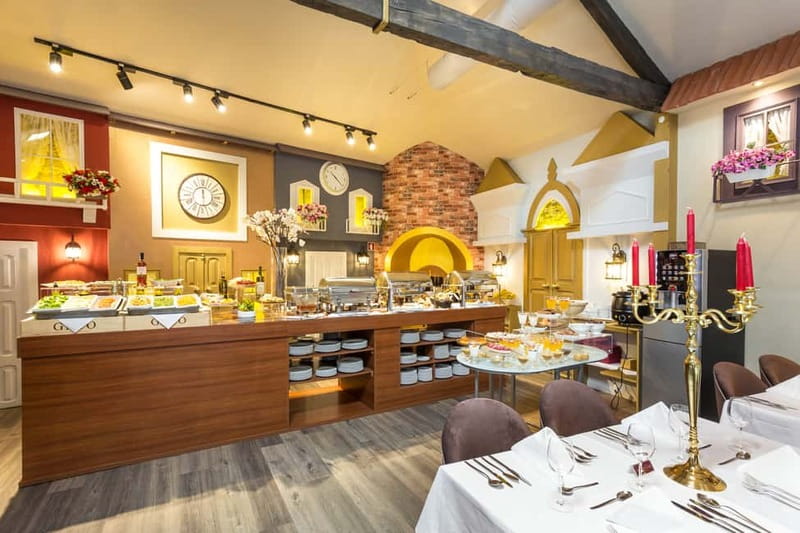 Porto: Magic Train Tour and Port Wine Cellar with Tastings - Price, timing, and practical value
