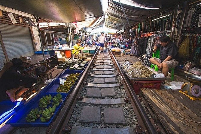Private Amphawa & Maeklong Railway Market Day Tour with Fireflies - Is $145.70 per person fair?
