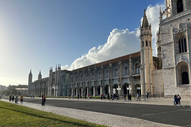 Private Belem tour with tram and the new Quake Museum - Key points to know before booking